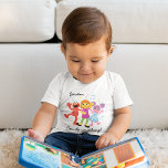 Camiseta De Bebé Barrio Sésamo | Julia, Elmo y Abby Dancing<br><div class="desc">Conozca a Julia, una dulce y curiosa niña de 4 años con autismo. El personaje más nuevo de Barrio Sésamo es enseñar a los niños y familias todo sobre aceptación. A Julia le encanta cantar y dibujar, y hace algunas cosas de manera diferente -pero eso está bien. Elmo y Abby...</div>