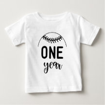 Bebé de béisbol de un año de hito -