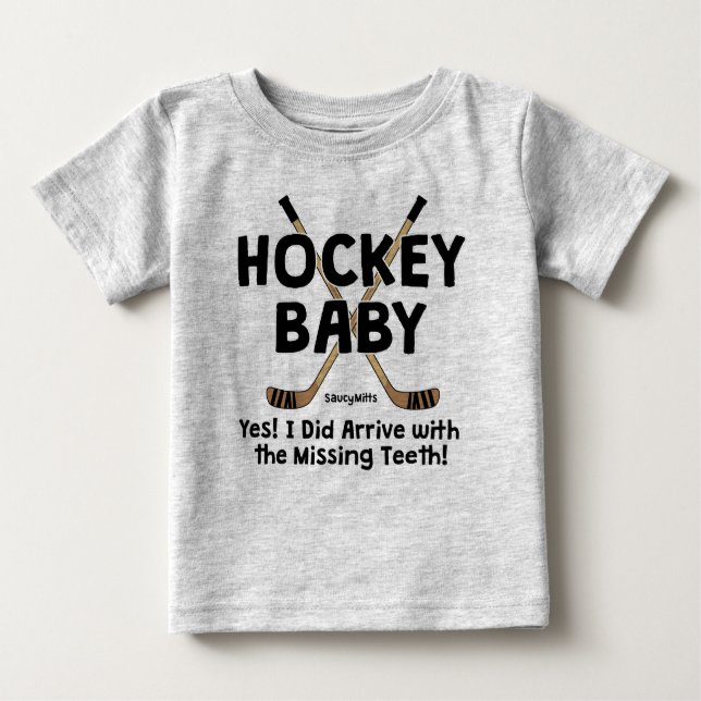 Camiseta De Bebé Bebé de hockey perdido un bebé adolescente (Anverso)