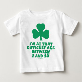 Camiseta De Bebé Bebé irlandés - estoy en esa edad difícil…