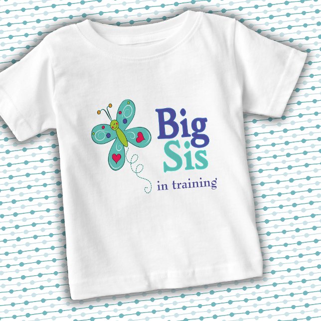 Camiseta De Bebé Big Sis Cute Whimsical Butterfly (Replace "in training" with a name or other text of your choosing.)
