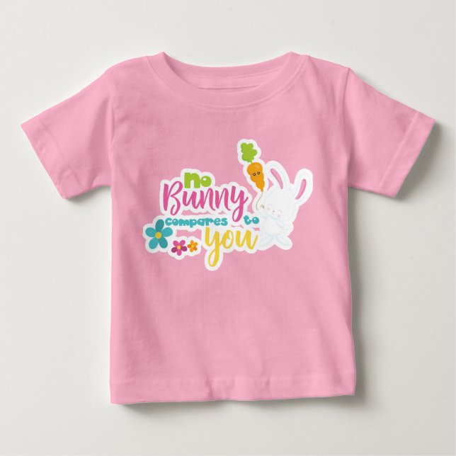 CAMISETA DE BEBÉ BONITO DE BLANCO CON CARROTAS Y HUEVOS (Anverso)