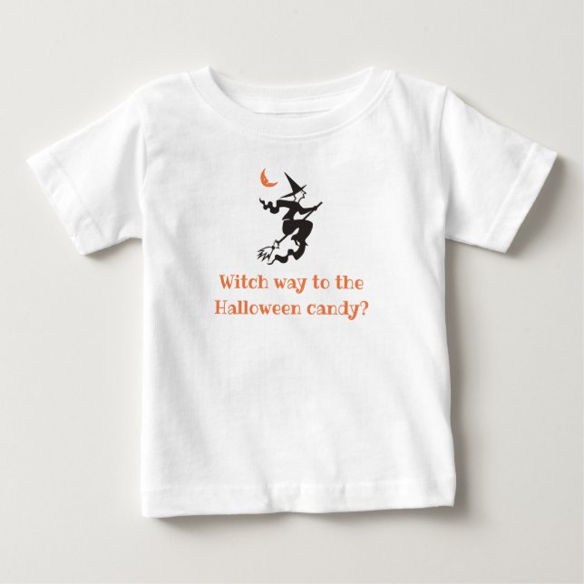 Camiseta De Bebé Bruja Camino A Los Dulces De Halloween (Anverso)