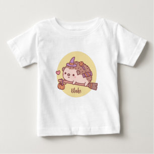 Camiseta De Bebé Bruja Erizo Pequeño Lindo Volando En Una Escoba