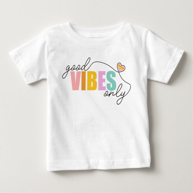 Camiseta De Bebé Buenos vibraciones solo corazón arcoiris (Anverso)