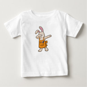 Camiseta De Bebé Bunny como peluquero con comb y tijera