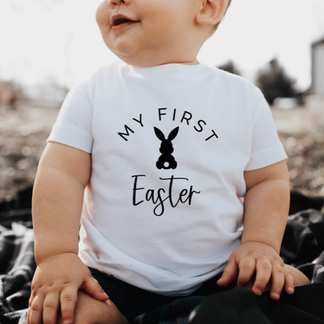 Camiseta De Bebé Bunny Tail My First Easter Baby Tshirt (Subido por el creador)