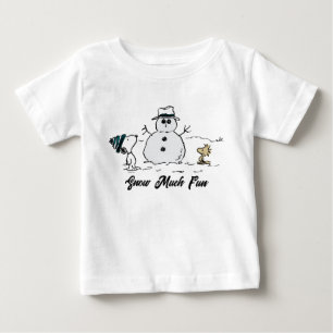 Camiseta De Bebé Cacahuetes   Snoopy y Woodstock construyen un muñe