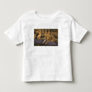 Camiseta De Bebé Cachorros de León en Tronco