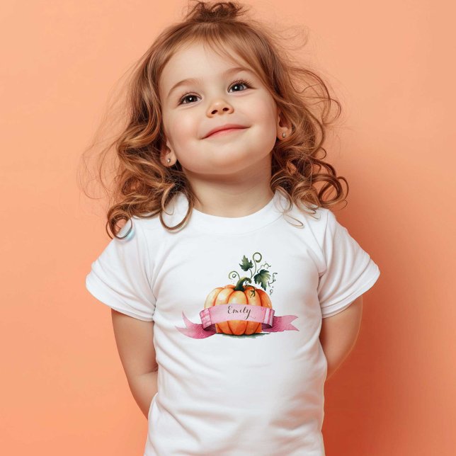 Camiseta De Bebé Calabaza Naranja rosada personalizada para niños p (Pumpkin t-shirt for kids personalized with your child's name by VG Invites)