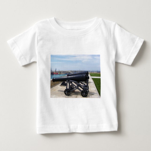 Camiseta De Bebé Cañones en Malta (Anverso)