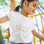 Camiseta De Bebé Cartas arcoiris coloridas | 1.ª jornada escolar<br><div class="desc">Esta camiseta de regreso a la escuela está estilizada con letras dulces de arcoiris que se pueden personalizar para cualquier grado. Presenta una tipografía moderna y moderna con su elección de personalización. Un programa fotográfico perfecto para un día muy especial y después para tomarlo como un placer. El diseño se...</div>