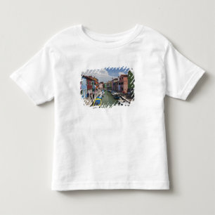 Camiseta De Bebé Casas coloridas a lo largo del canal en la isla de