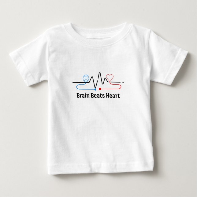 Camiseta De Bebé Cerebro sobre corazón bebé  (Anverso)