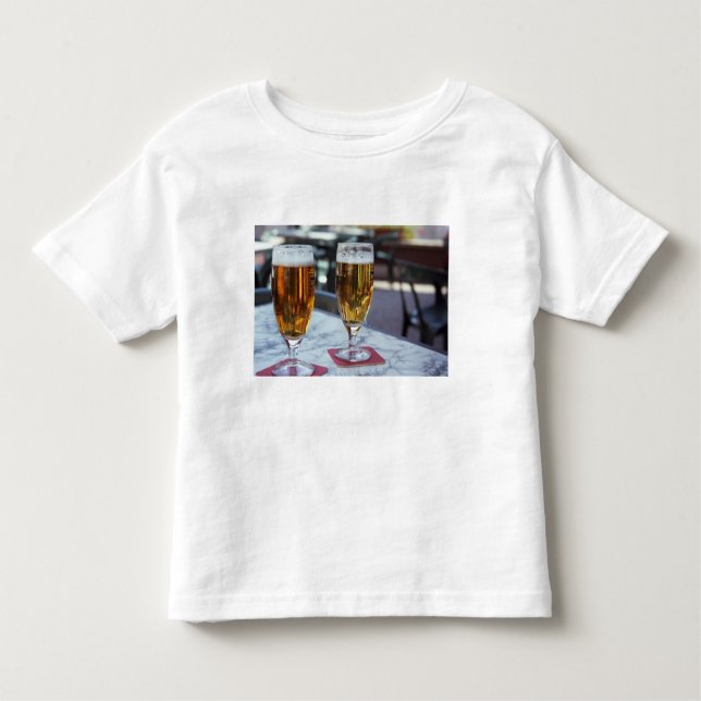 Camiseta De Bebé Chablis; dos cervezas frescas en verano caliente d (Anverso)