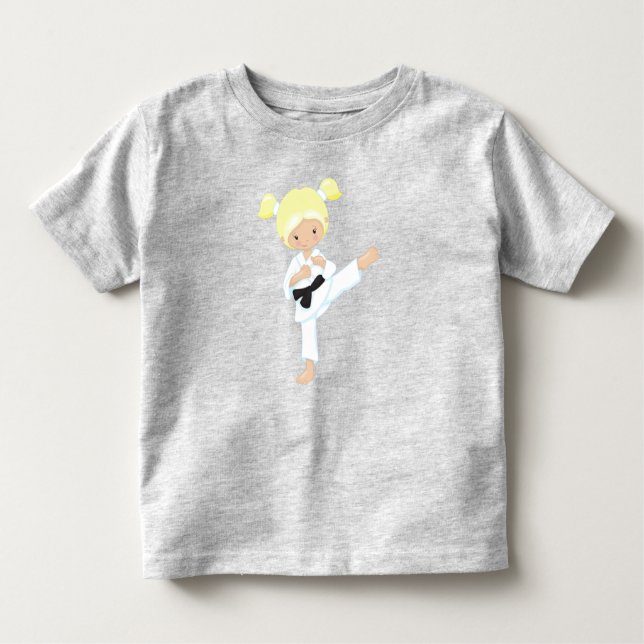 Camiseta De Bebé Chica de Karate, Chica Cute, pelo rubio, cinturón  (Anverso)