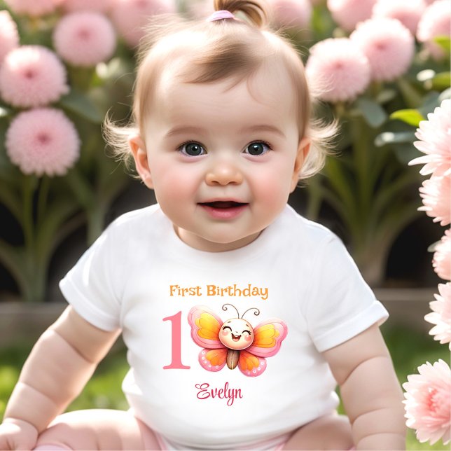 Camiseta De Bebé Chica de nombre floral rosado de mariposa cúpula P (Cute Butterfly Pink Floral Girl 1st Birthday Baby T-Shirt)