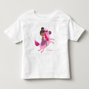 Camiseta De Bebé Chica haitiana de brunette en una unicornio