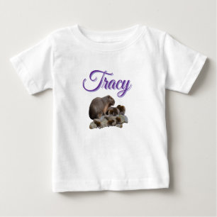 Camiseta De Bebé Chicas Nombre Tracy En Morado Con Capybras,