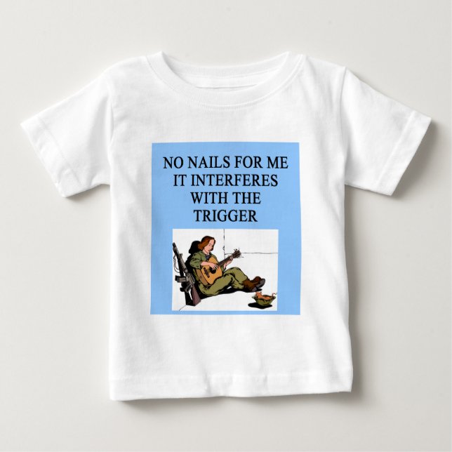 Camiseta De Bebé chistes de arma de gatillo con dedo (Anverso)