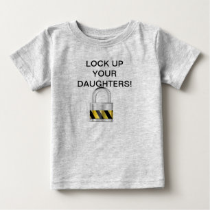 Camiseta De Bebé ¡Cierre para arriba a sus hijas!