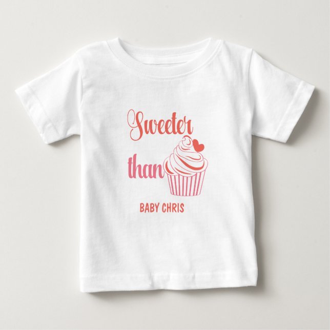 Camiseta De Bebé Cita divertida de tarta roja rosada blanca (Anverso)