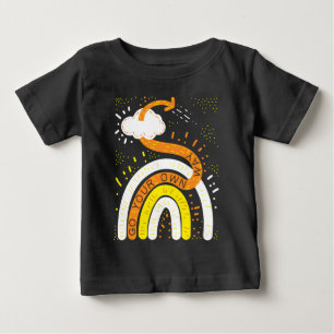 Camiseta De Bebé Cita Motivacional Arcoíris: Sigue Tu Propio Camino