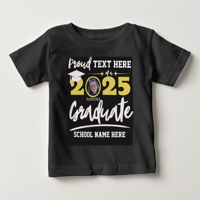 Camiseta De Bebé Clase de graduación familiar orgullosa personaliza (Anverso)