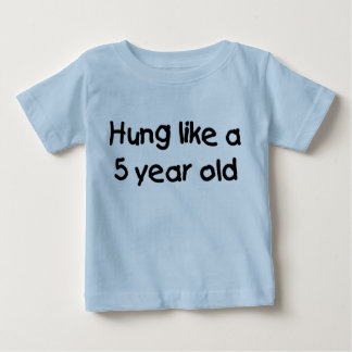 Camiseta De Bebé Colgado como un viejo de cinco años
