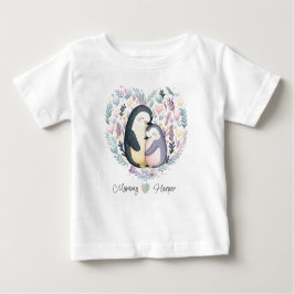 Camiseta de bebé con amor pingüino personalizada