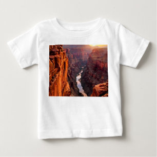 Camiseta de bebé con arte escénico del majestuoso