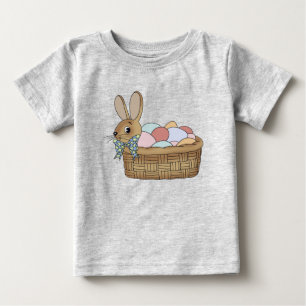 Camiseta De Bebé Conejo de Pascua en Cesta con Huevos