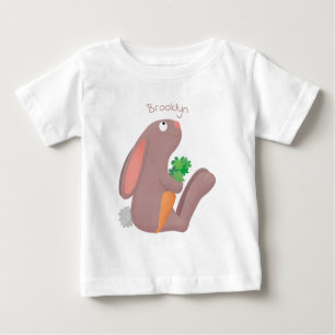 Camiseta De Bebé Conejo lindo con personalizado de zanahoria sentad