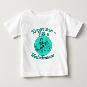 Camiseta De Bebé Confíe en que yo es productos de un peluquero