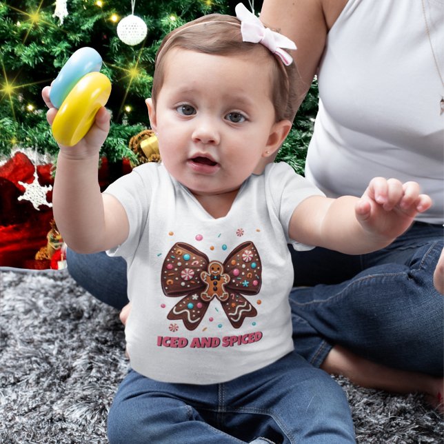 Camiseta De Bebé Coqueta de pan de jengibre picado (Subido por el creador)