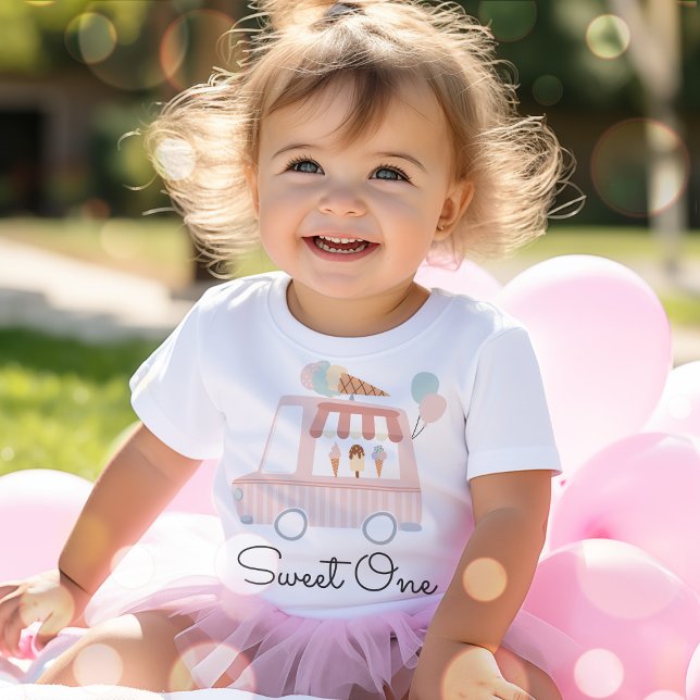 Camiseta De Bebé Crema de hielo rosa dulce conjunto de Fiesta de pr (Subido por el creador)