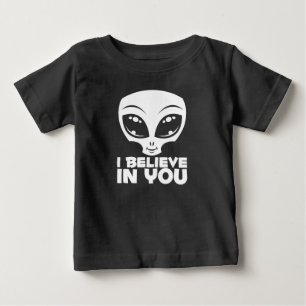 Camiseta De Bebé Creo en ti alienígena de blanco