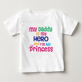 Camiseta De Bebé Cuidada cita de bebé: padre héroe e hija de prince