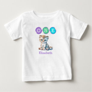 Camiseta De Bebé Cumpleaños 1 de Leopardo uno con nombre púrpura