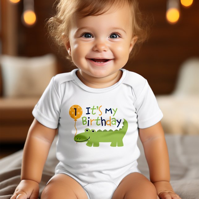 Camiseta De Bebé Cumpleaños de Cute Alligator (Subido por el creador)