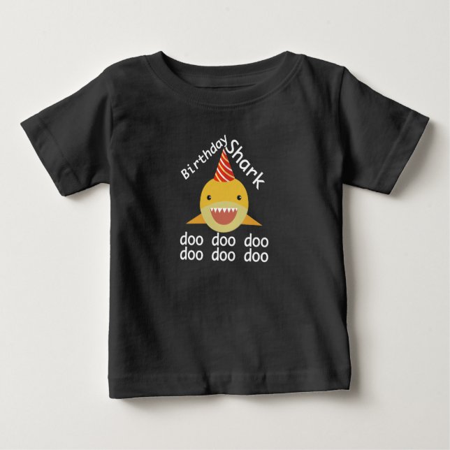 Camiseta De Bebé Cumpleaños del tiburón Doo Doo (Anverso)