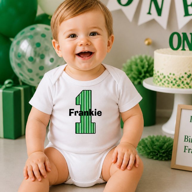 Camiseta De Bebé Cumpleaños número uno con rayas verdes (Green Striped First Birthday Toddler T-shirt )
