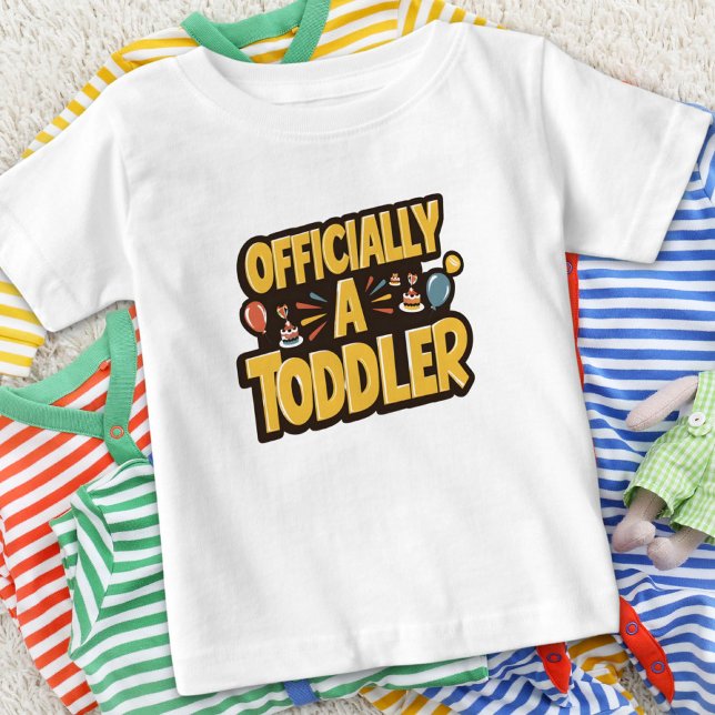 Camiseta De Bebé Cumpleaños "Oficialmente un párvulo" (Subido por el creador)