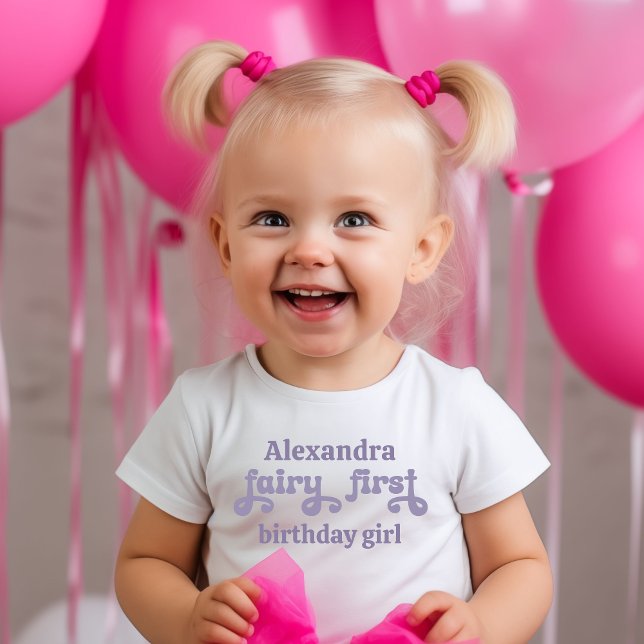 Camiseta De Bebé Cumpleaños Primera Fresa Hada Morada (Subido por el creador)
