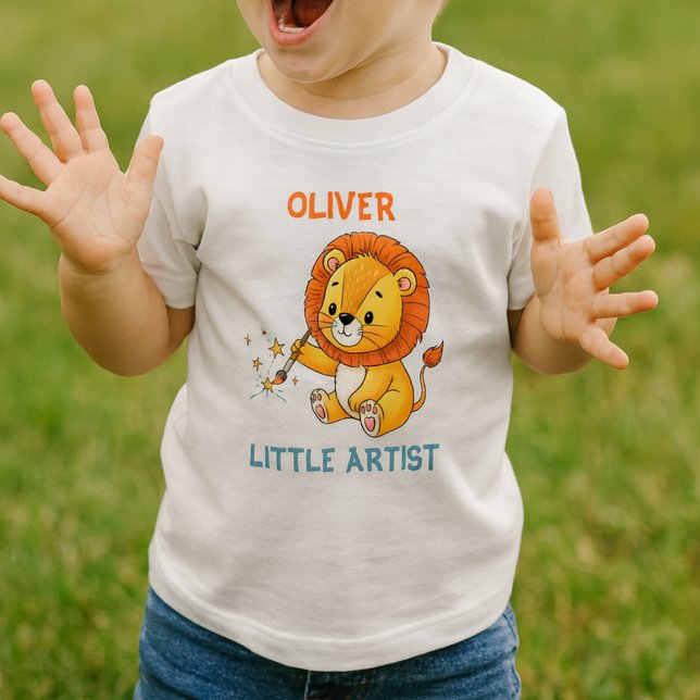 Camiseta De Bebé Cute Cartoon Lion Cub Artist with Paintbrush (Subido por el creador)