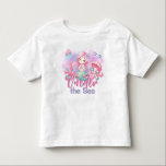 Camiseta De Bebé Cute ONEder the Sea Kids Birthday T-Shirt<br><div class="desc">¡Celebra el hito de tu pequeña con una camisa que es tan adorable como son! La camiseta de cumpleaños "Cute ONE der the Sea" es la elección perfecta para hacer especial su primer cumpleaños y capturar recuerdos que durarán toda la vida.</div>