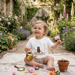 Camiseta De Bebé Cute Personalized Bear Gardening Sprinkle Joy Baby