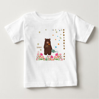 Camiseta De Bebé Cute Personalized Bear Gardening Sprinkle Joy Baby