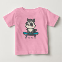 Cuto mapache en un texto personalizado para skateb