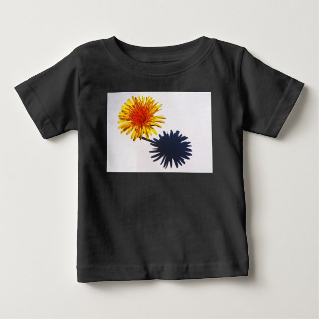 Camiseta De Bebé Dandelion y Shadow iccnm (Anverso)